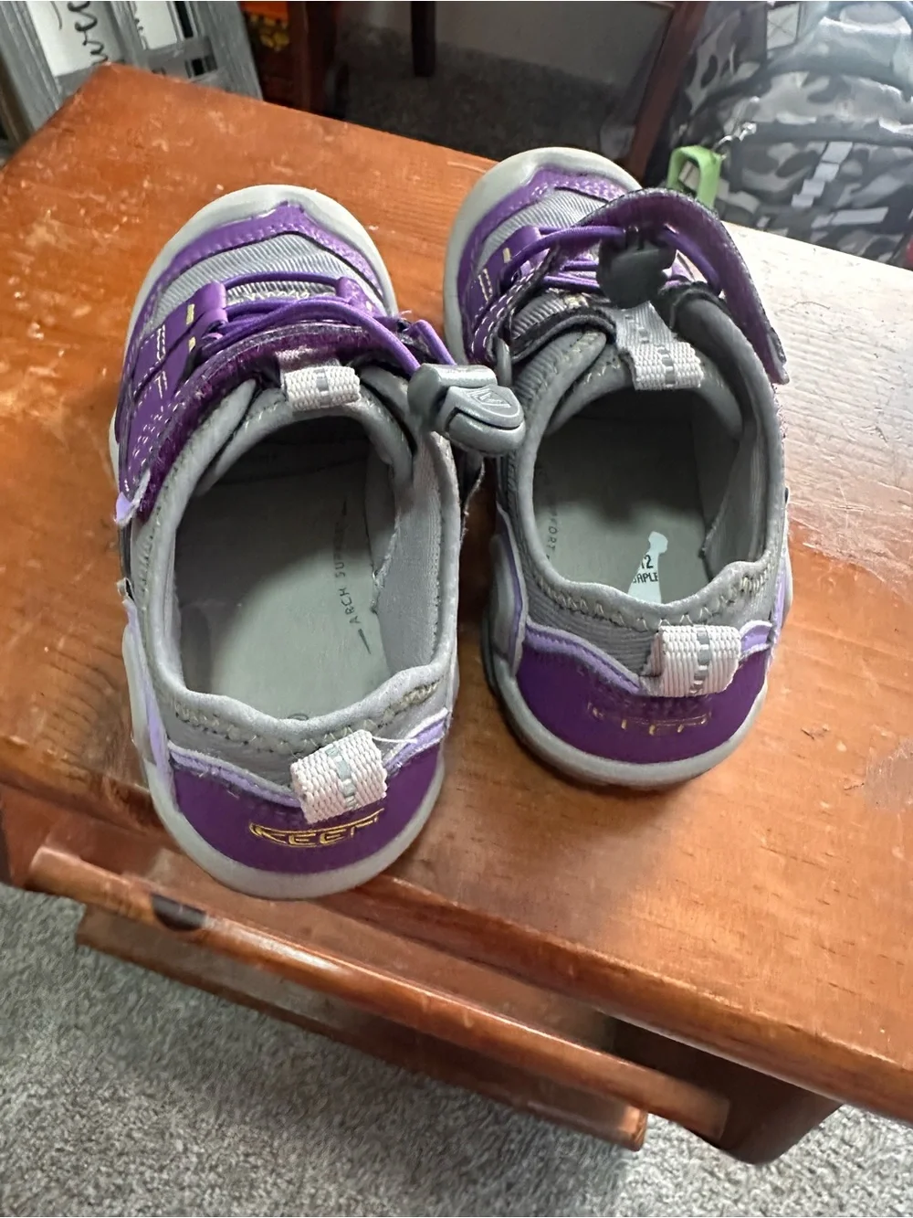Toddler girl outdoor keen shoes